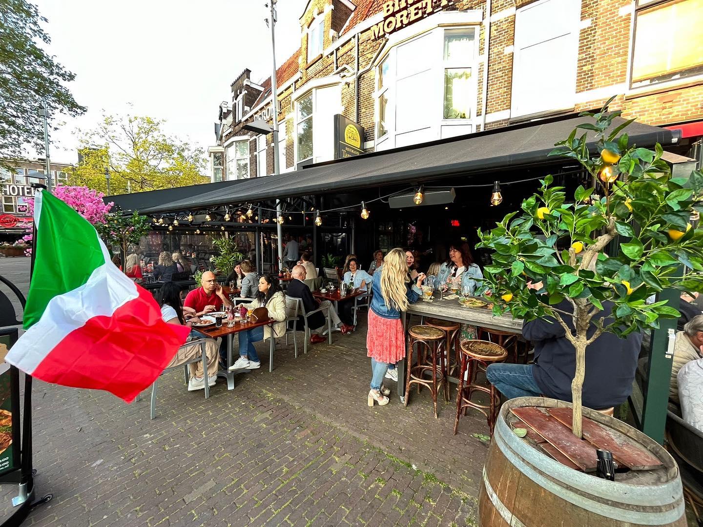 High cello of high cocktail incl. borrelplank bij Pizzeria Tarantella Zaandam