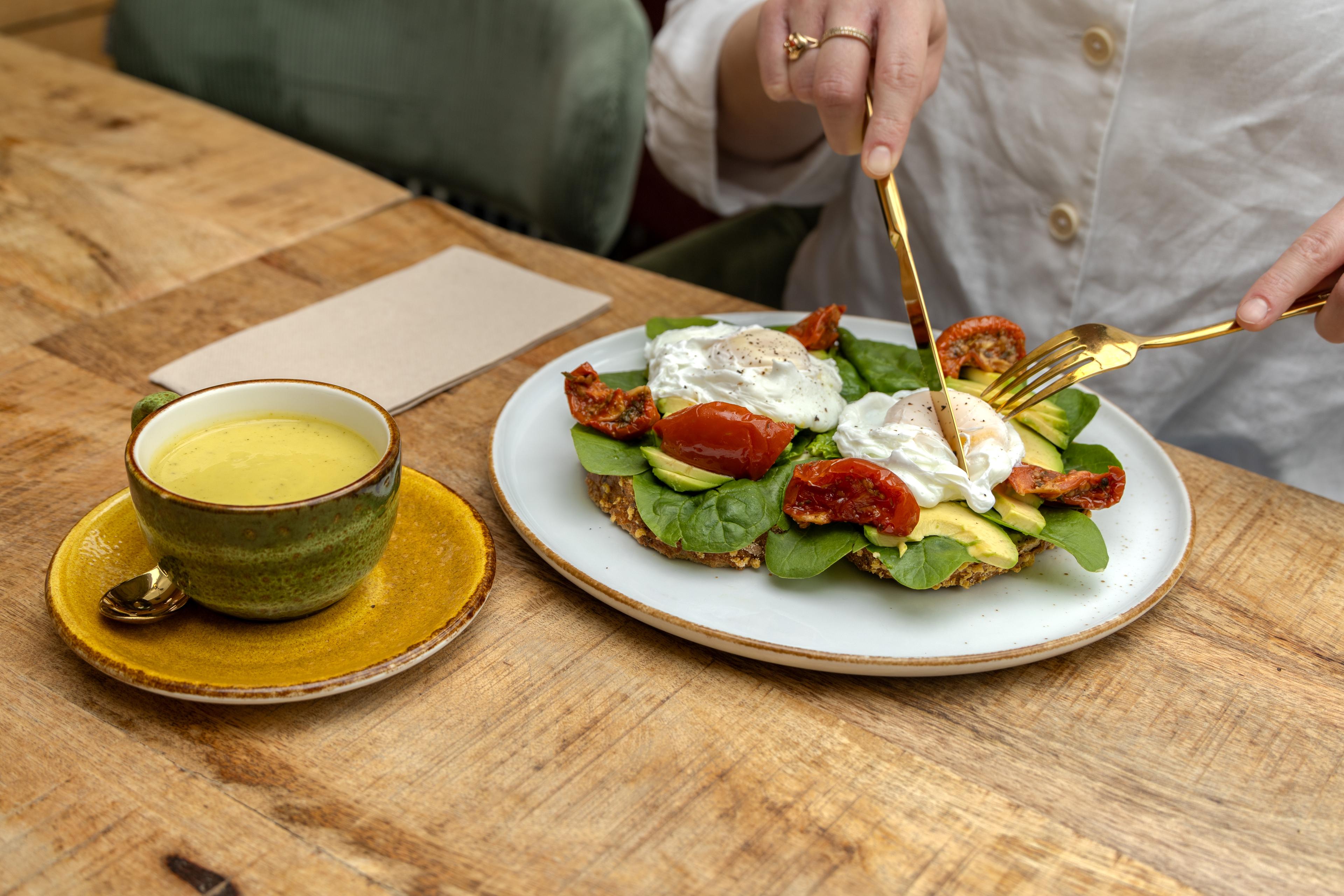 2-gangenlunch: dagsoep + broodje bij De Boot Hap & Tap