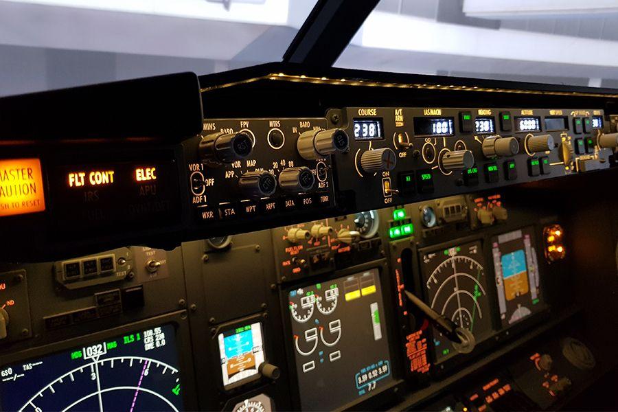 Maak een simulatievlucht in een Boeing 737 bij Avanti Aviation (90 min.)